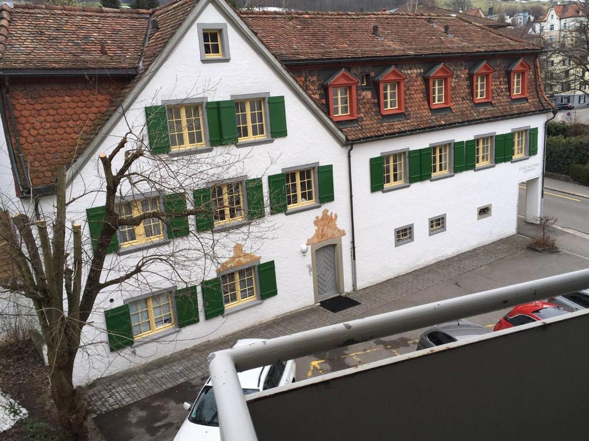 2 Zimmer Mit Balkon, Zentrale Ruhige Lage St. Gallen Ngoại thất bức ảnh